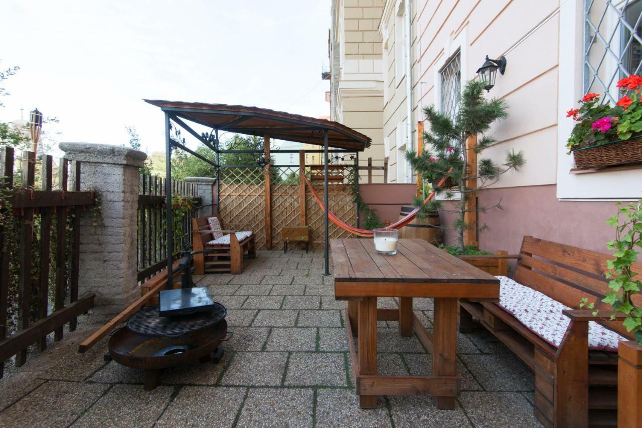 Victoria Design Stays - Apartment Rehorova Praga Esterno foto